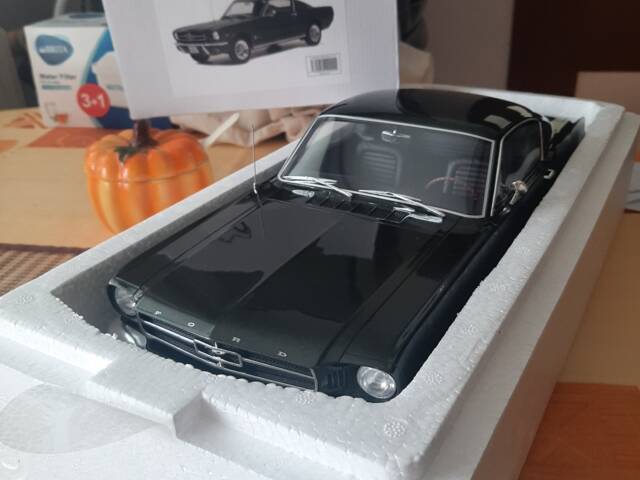 1:12 Ford mustang, Renault espace Otto
