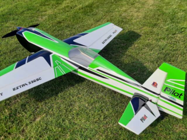 92" Extra 330SC scale 31% (2 340 mm) Pilot RC