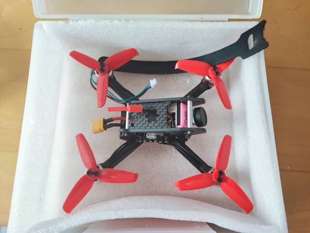 Dron  STP Cx-120