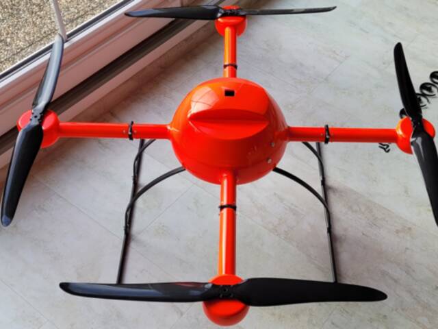 Ekvivalent MD4-1000 dron