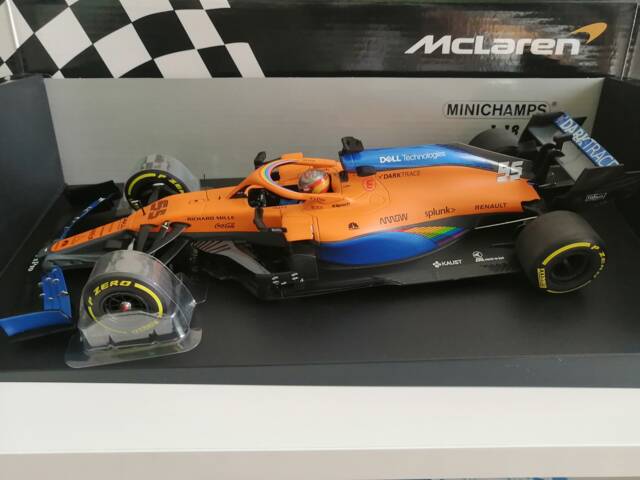 F1 McLaren MCL35