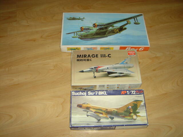 modely Be 6, Suchoj Su 7, BKL /1/72/ a Mirage 1/48