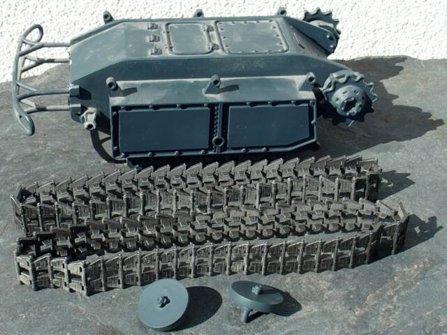 Německý demoliční tanku  Goliath v měřítku 1:6.