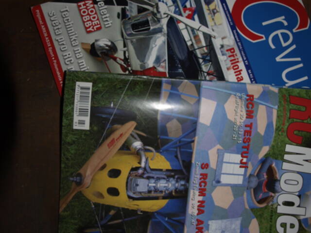Prodám časopisy RC Modely a RCrevue od roku 2006 .