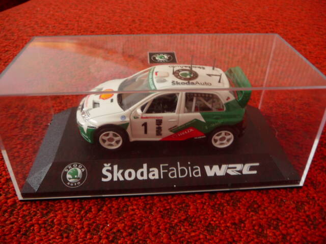Sběratelský kovový model Škoda Fabia 1 WRC Showcar