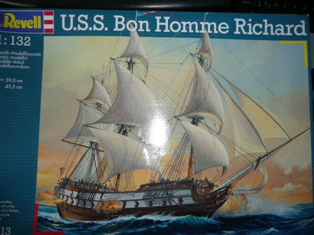 U.S.S. Bon Homme Richard od Revell 1/132