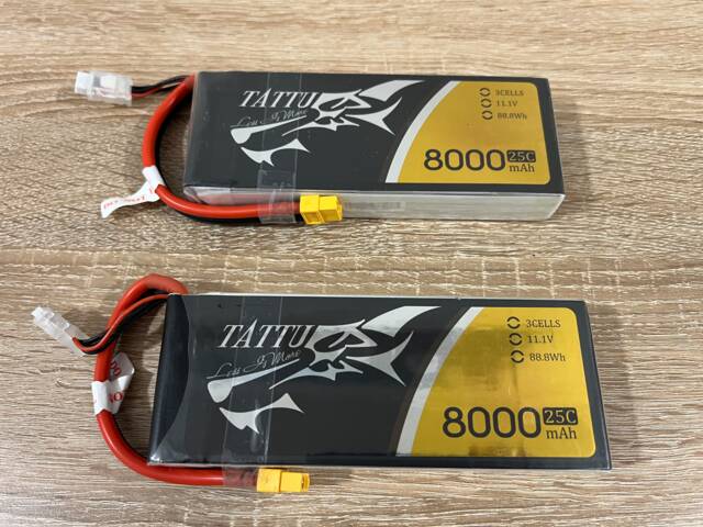 2x nová baterie Tattu 8000mAh, 3S, 11.1V