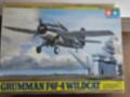 Tamiya F4F Wilcat + Mnoho doplňků
