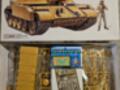 8) RUŠÍM ZBIERKU TECHNIKY 1/35 viac modelov v inzeráte