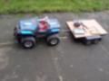 RC auto s přívěsným vozíkem