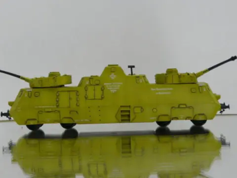 ZELEZNICNY TANK vratane dobierky