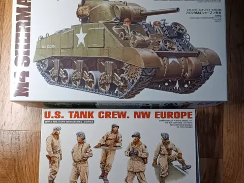 M4 Sherman Tamiya + US Tank Crew MiniArt