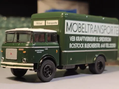 LIAZ 706 Brekina
