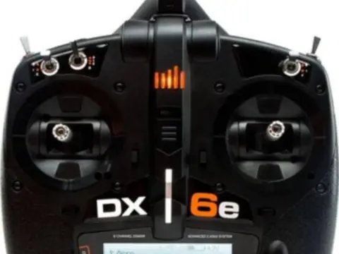 Spektrum DX6e + prijímač