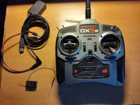 DX 5 + přijímač + sim Phoenix