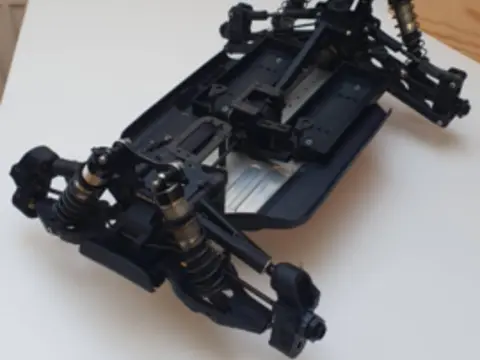 XRAY XB8E'24