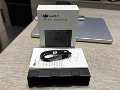 Avata 2 - DJI Two-Way Charging Hub