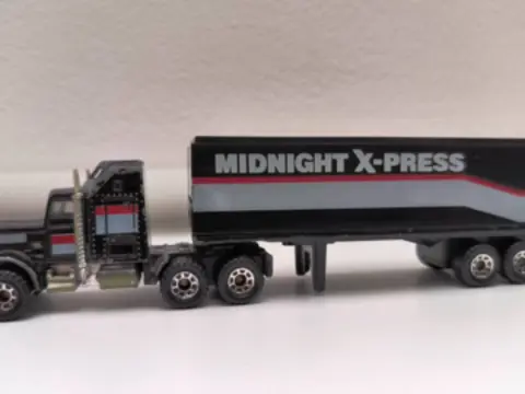 Matchbox convoy - Midnight X-press