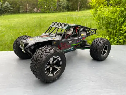 Vaterra Twin Hammers Rock Racer 1:10 4WD