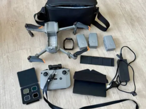 Dron DJI Air 2S Fly More Combo