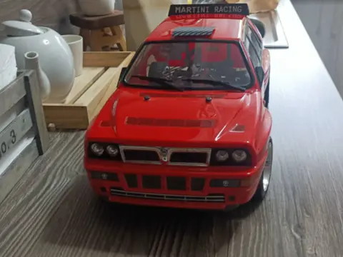 Lancia Delta Integrale 16V, červená, 1989