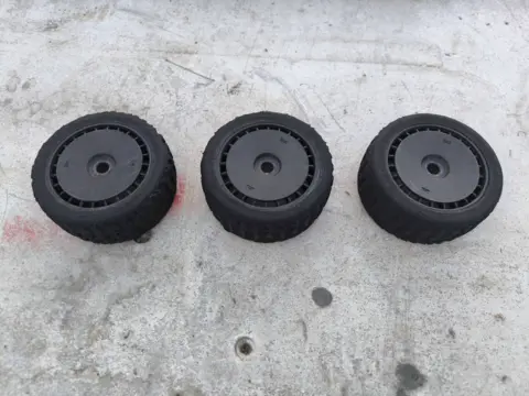 Pneu dBoots katar belted 6s