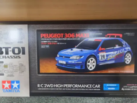 Peugeot 306 Maxi BT-01 Tamiya 1/10