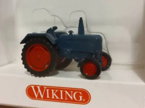 Traktory