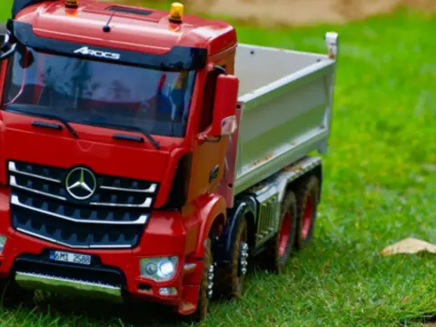 Mercedes Actros 8x8 LESU + přívěs