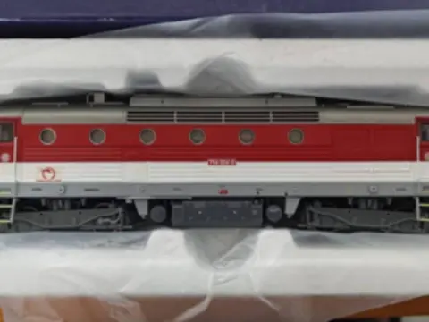 Roco 62922 - Brejlovec ZSR 754004-0