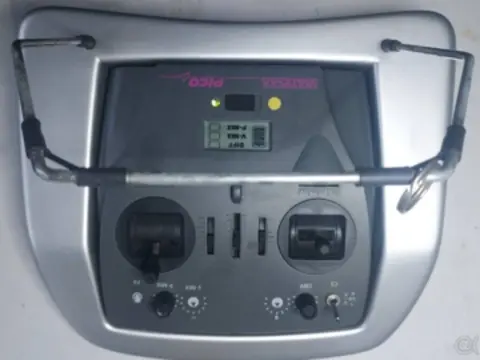 RC vysílač Multiplex Pico Line 35 MHz
