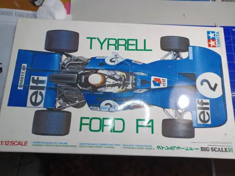 Predám stavebnicu Tyrrell Ford F1.