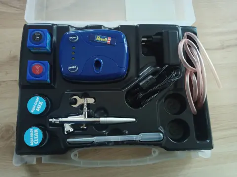Airbrush Basic Set Revell