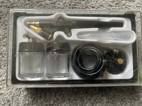 Airbrush pistol
