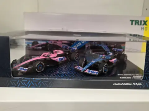 Alpine A523 - E. Ocon - double pack