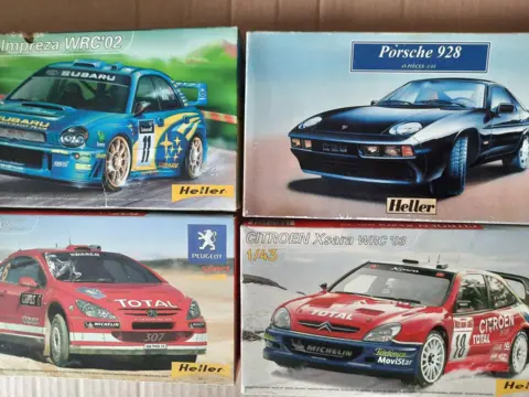 Auta 1/43