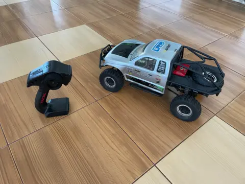 Axial Honcho