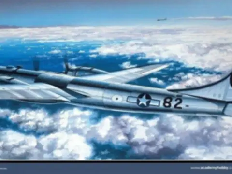 B-29 1/72 academy