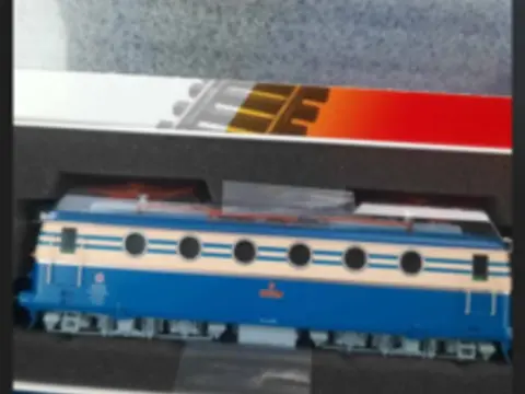 E499 modrá MTB