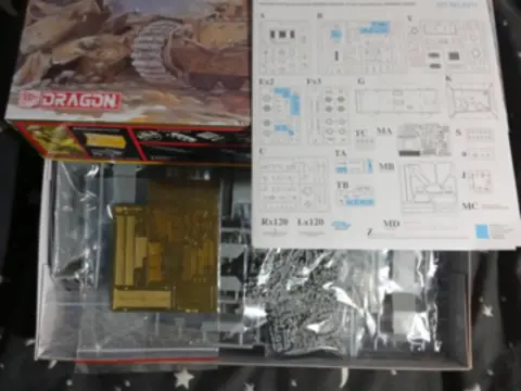 Elefant 1:35 Dragon 6311 Premium Edition