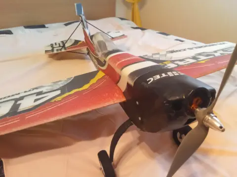 Extra 330sc