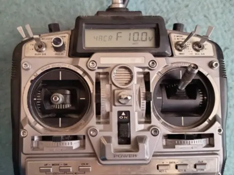 Graupner JR x-347