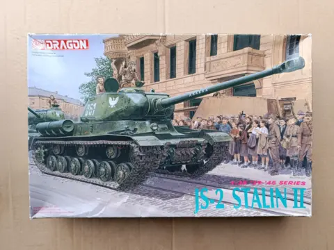 IS-2, 1/35, Dragon