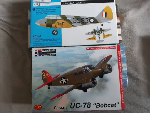 Letadla 1/72