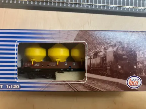LOCO 3711