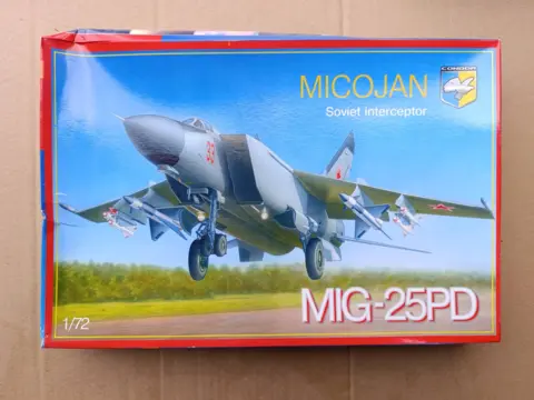 MiG-25PD, 1/72, Condor