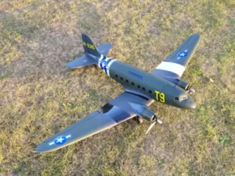 Predám: Dynam Skybus DC-3, PNP