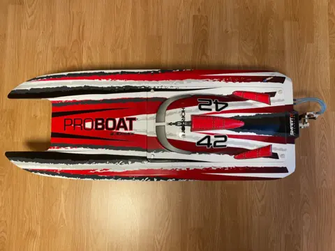 Proboat Blackjack 42