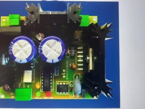 Prodám booster STE 021