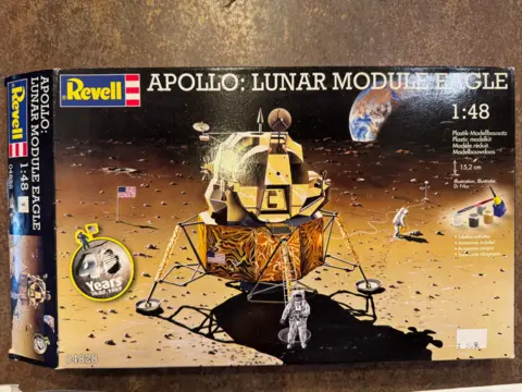 Revell Apollo: Lunar Module Eagle 04828